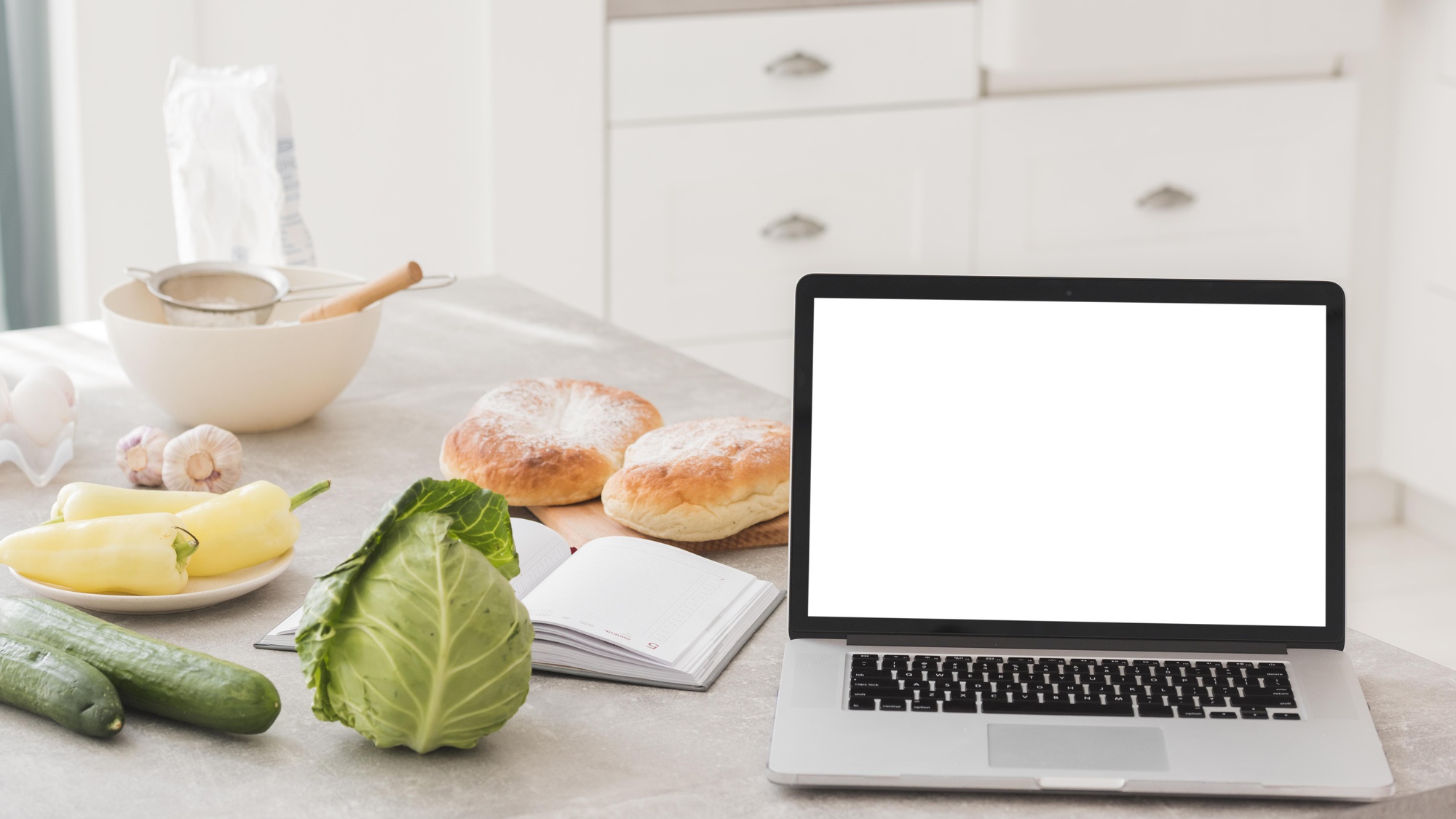 Corsi di cucina virtuale con ingredienti freschi